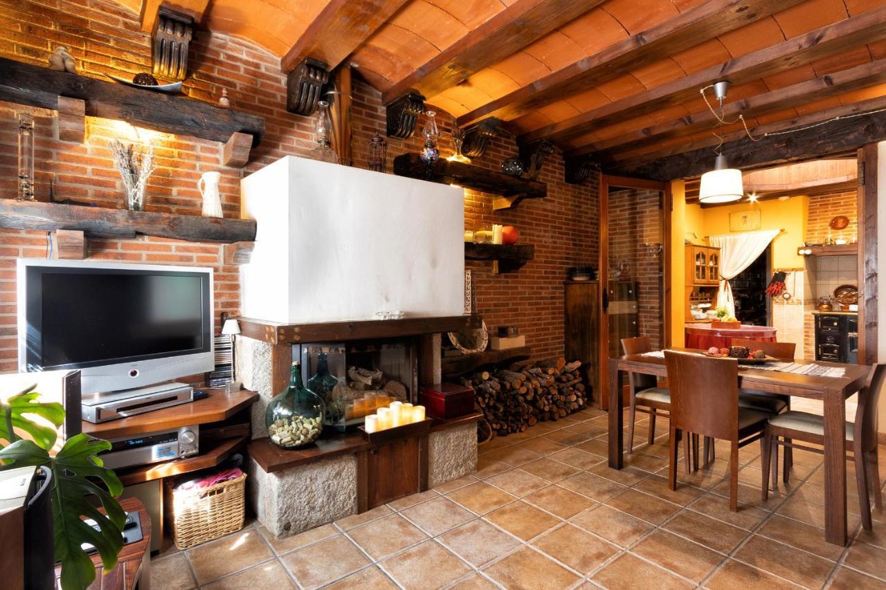 Vinarius, Posada Rural Castellanos de Villiquera Zewnętrze zdjęcie