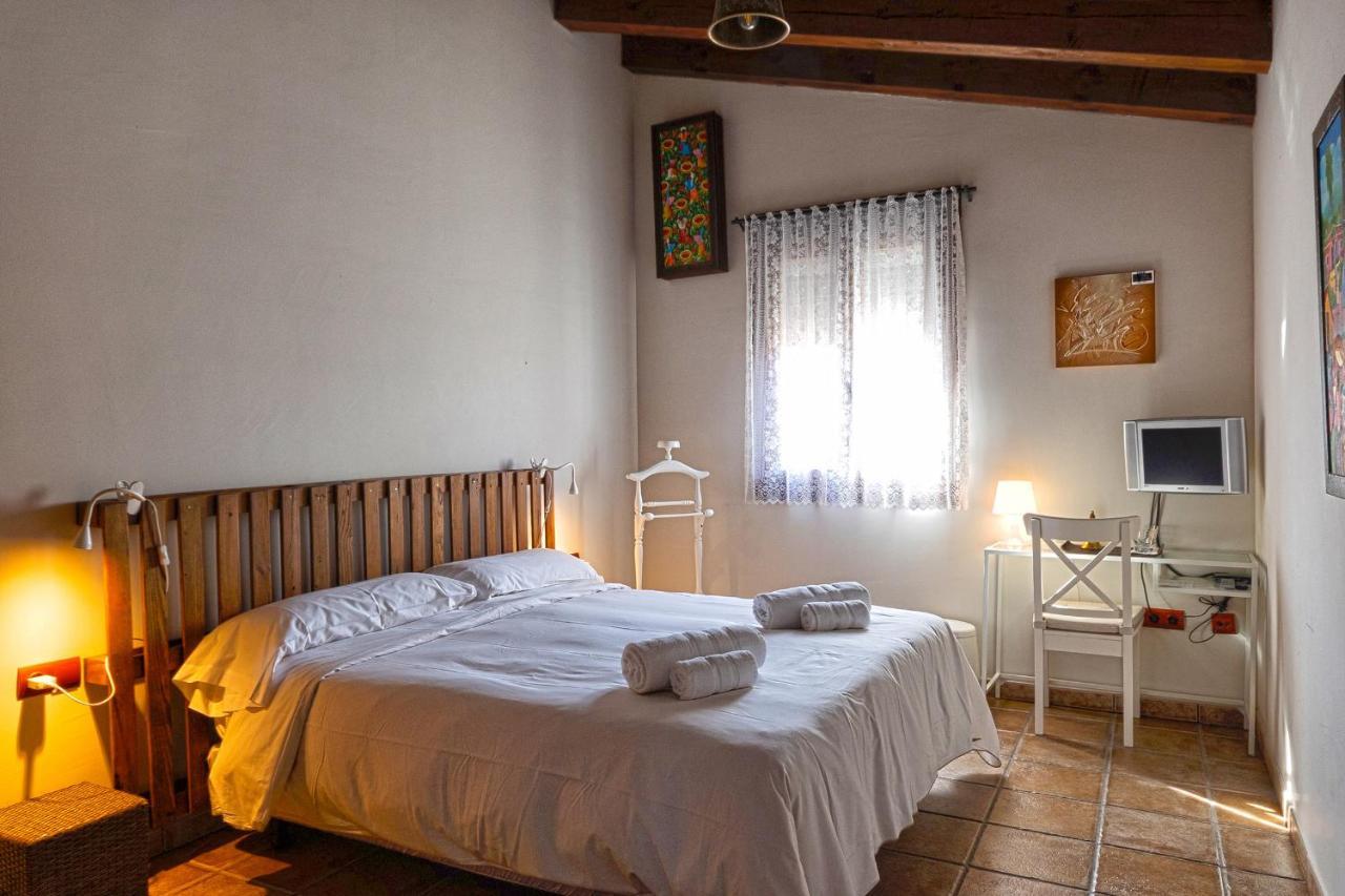 Vinarius, Posada Rural Castellanos de Villiquera Zewnętrze zdjęcie